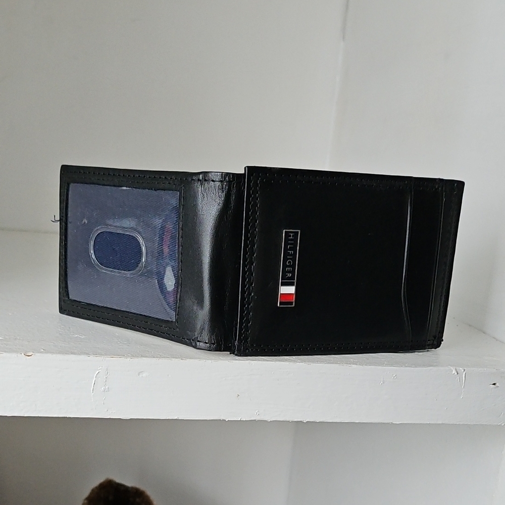 Tommy Hilfiger Black Key Card Holder
